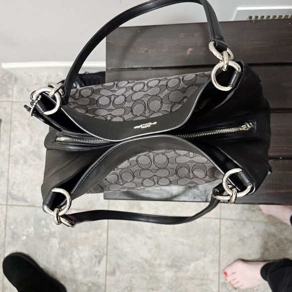 Coach Black Signature Canvas and Leather Small Lexy Shoulder Bag - Picture 6 of 8